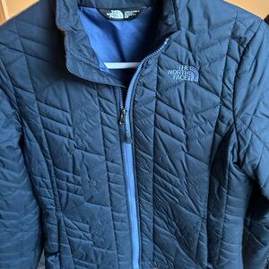 The North Face quilted navy ski jacket